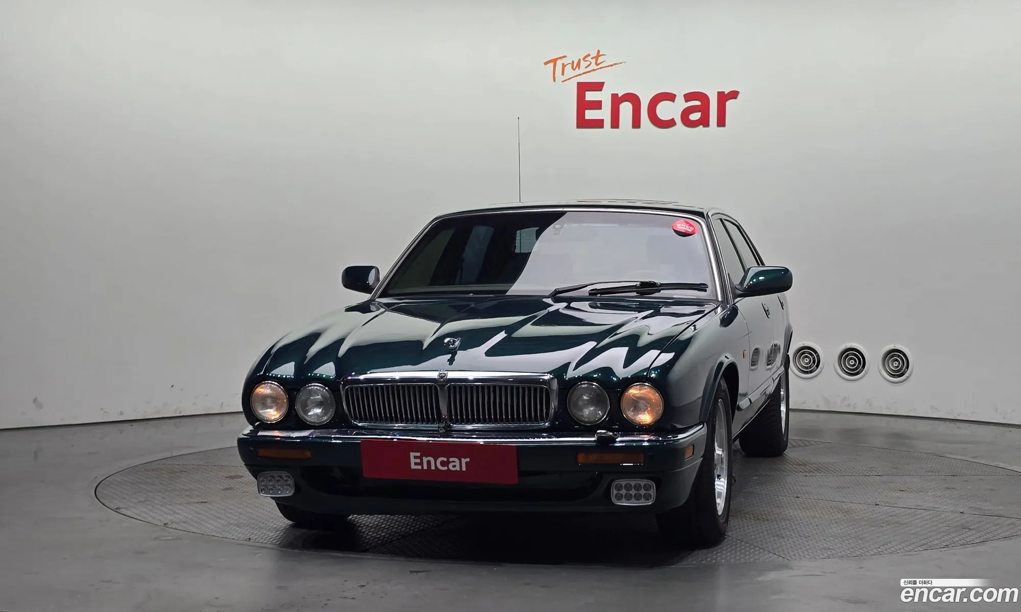 Jaguar XJ6 1996 SAJJFALG4TJ768226 — 18