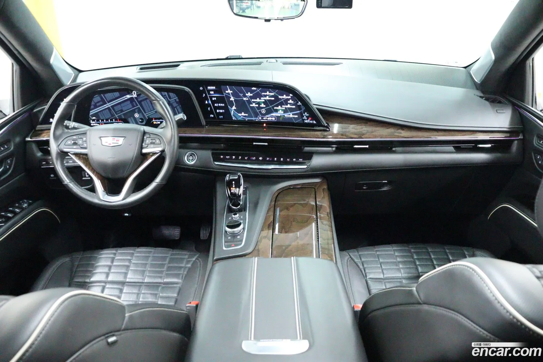 Cadillac Escalade 2022 — 5