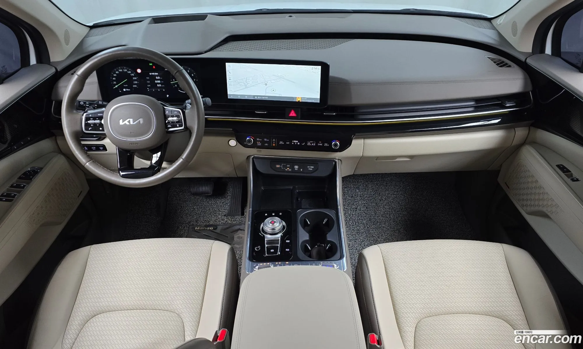 Kia Carnival 2023 — 12