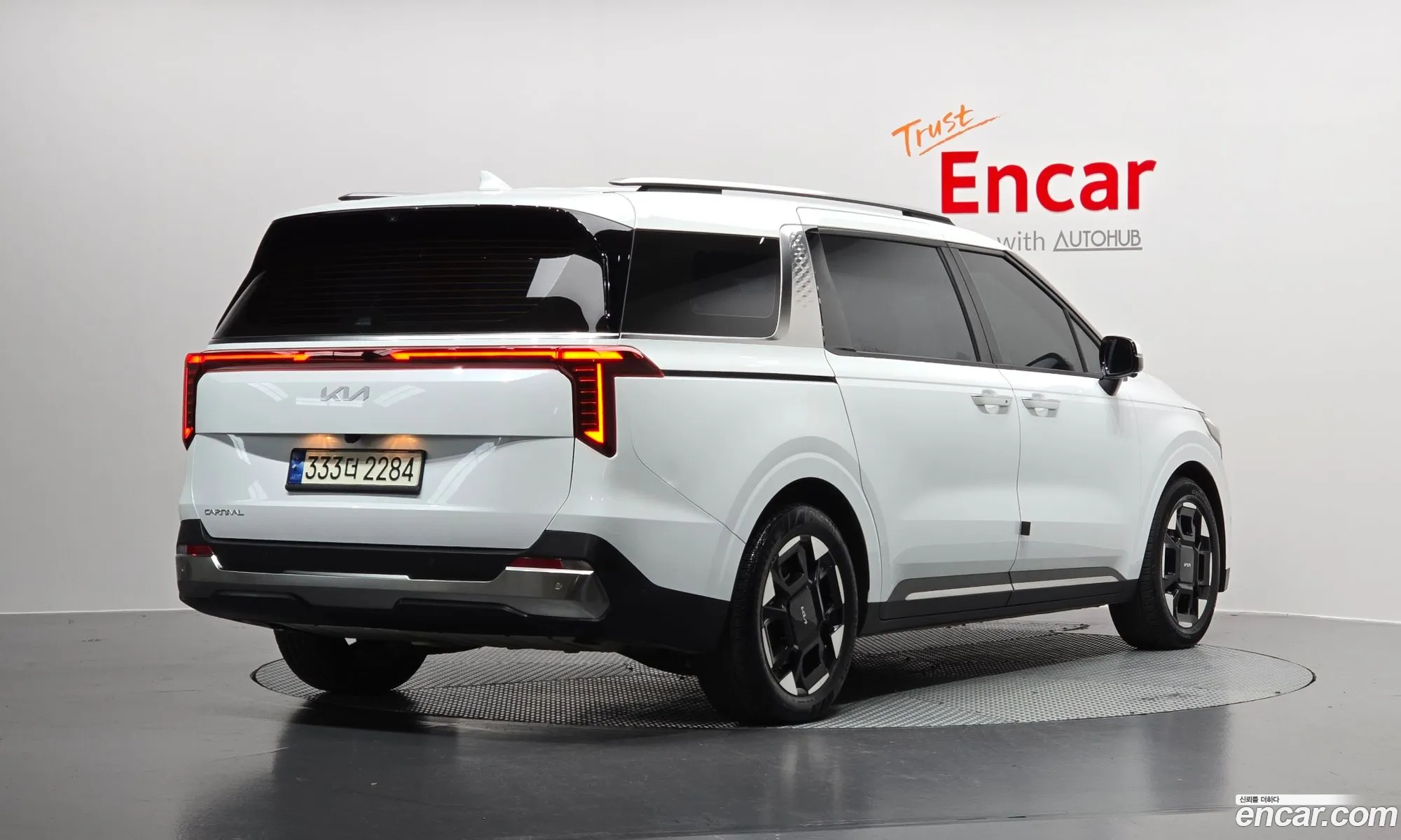 Kia Carnival 2023 — 20