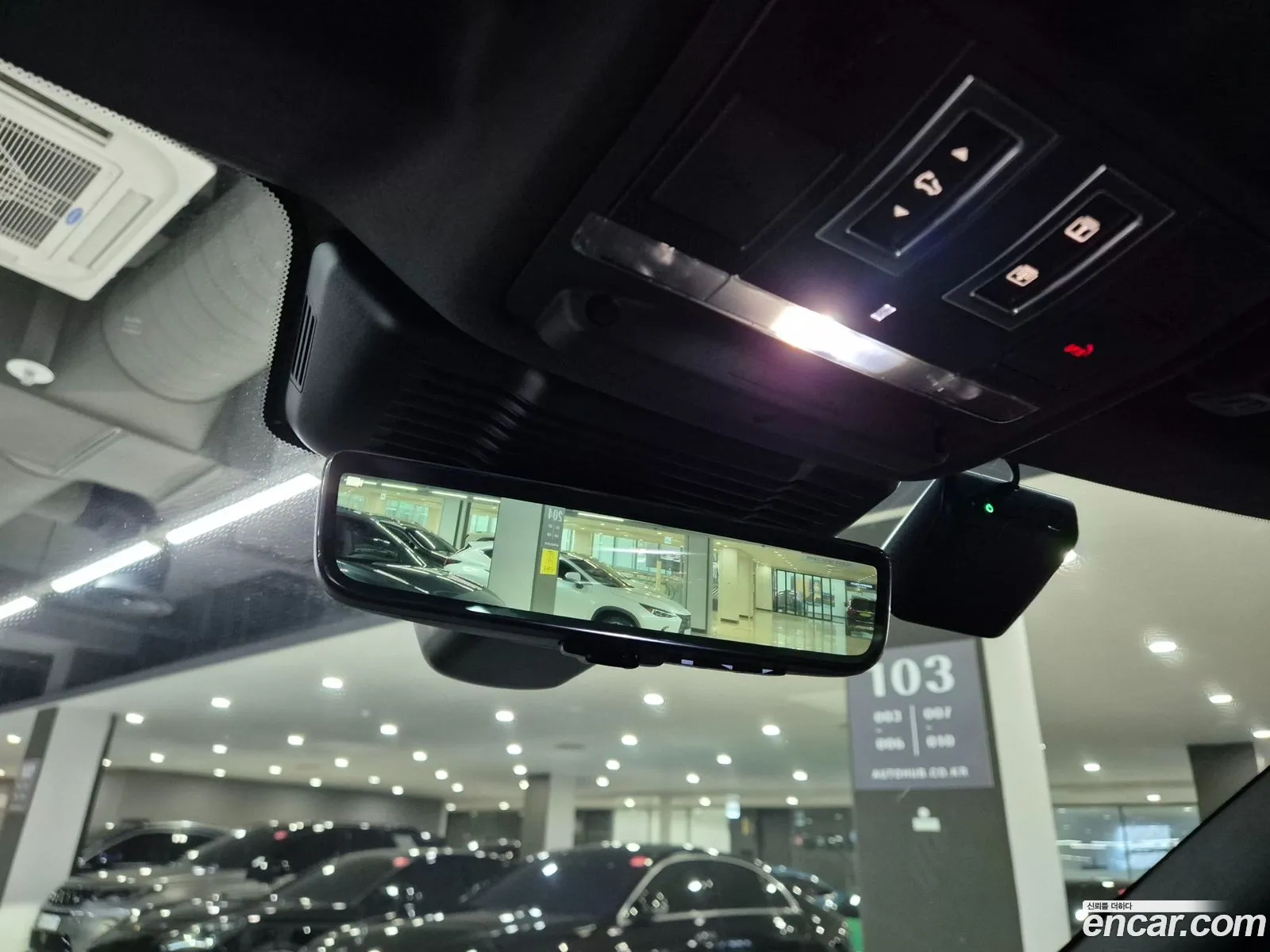 Land Rover Range Rover Evoque 2025 — 11