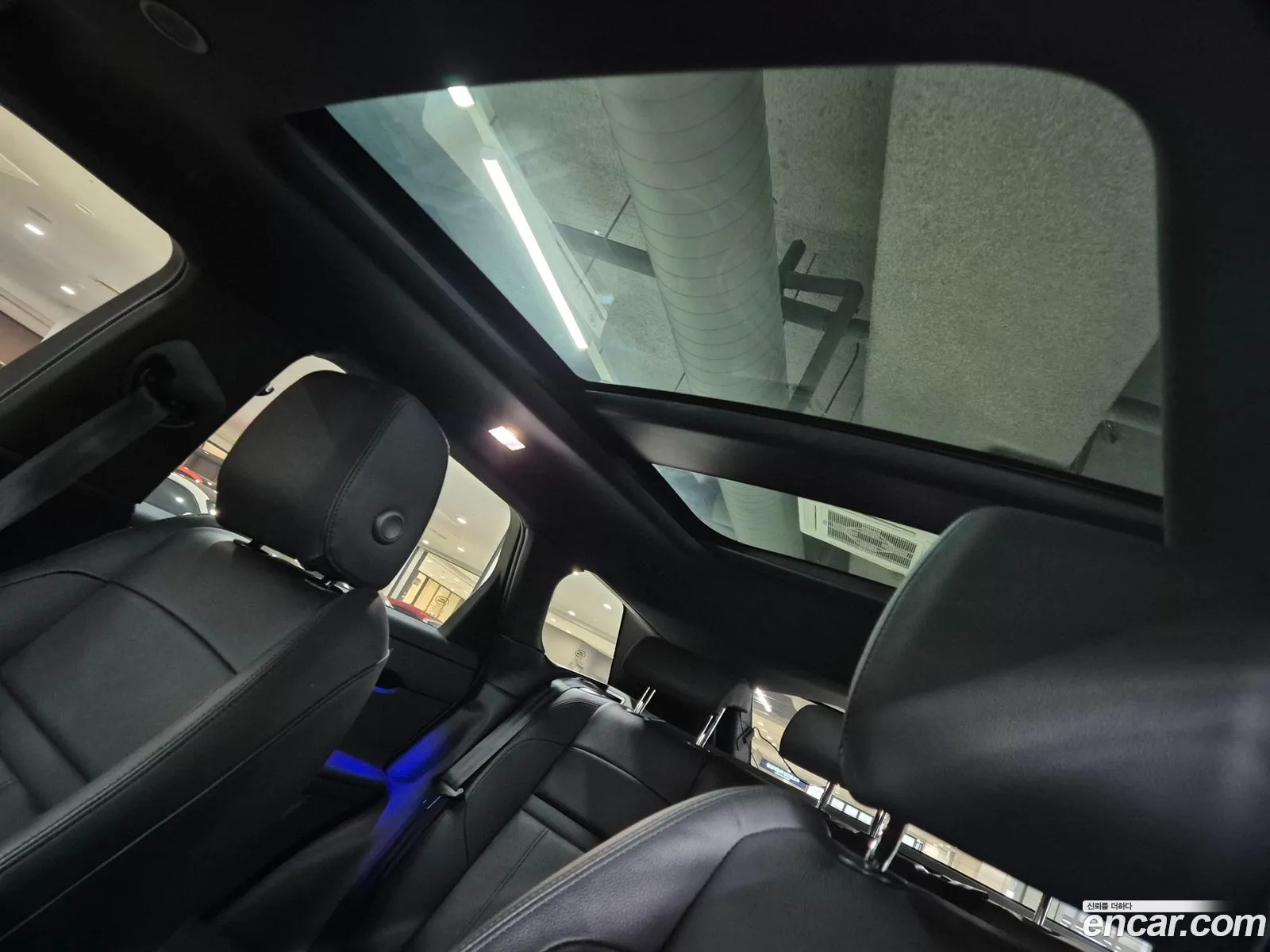 Land Rover Range Rover Evoque 2025 — 16