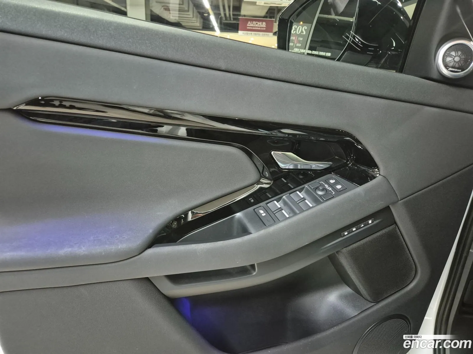 Land Rover Range Rover Evoque 2025 — 3