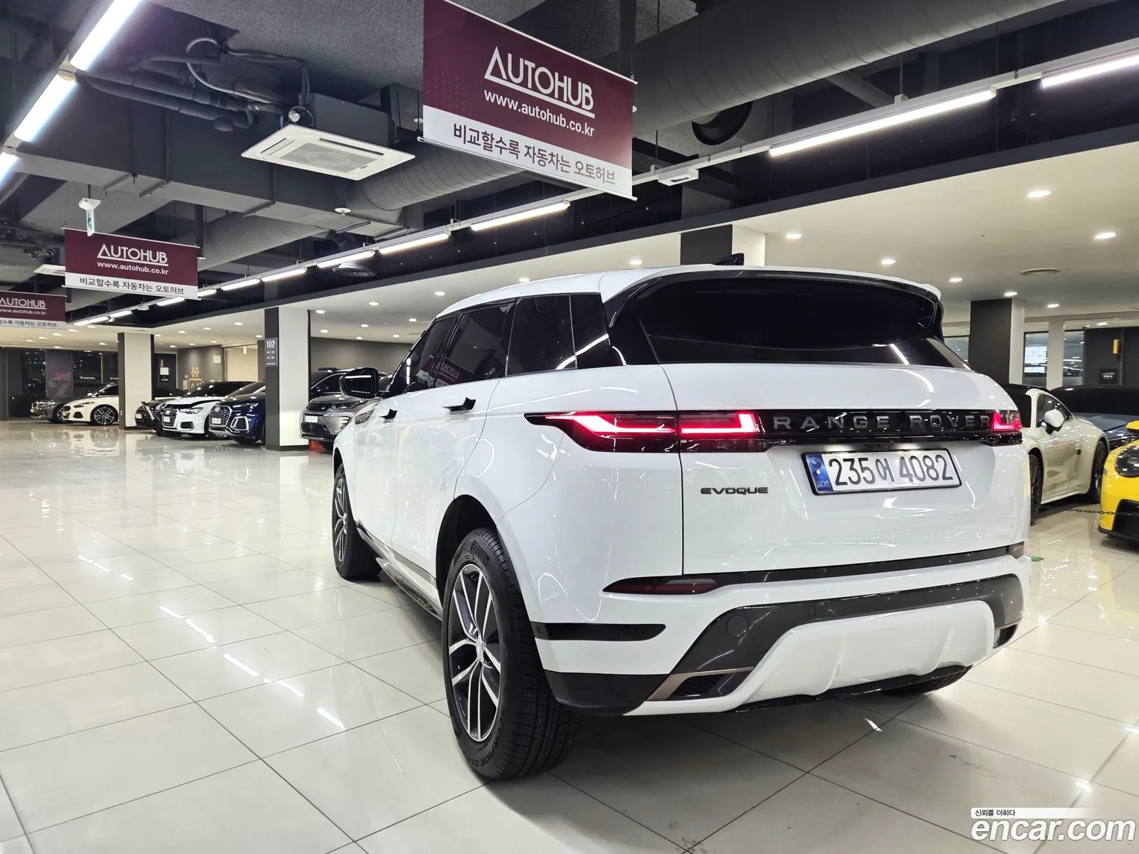 Land Rover Range Rover Evoque 2025 — 10