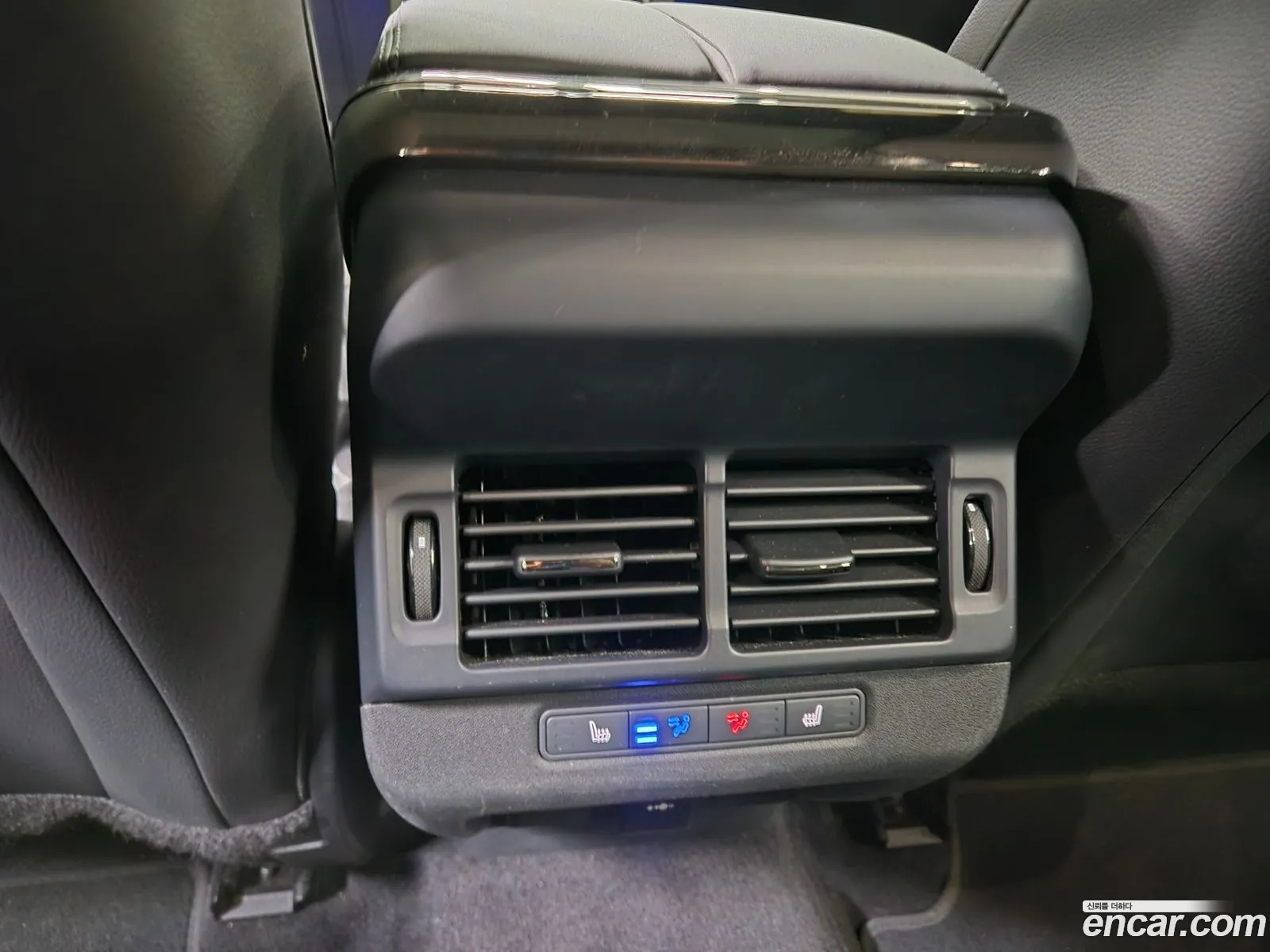 Land Rover Range Rover Evoque 2025 — 17