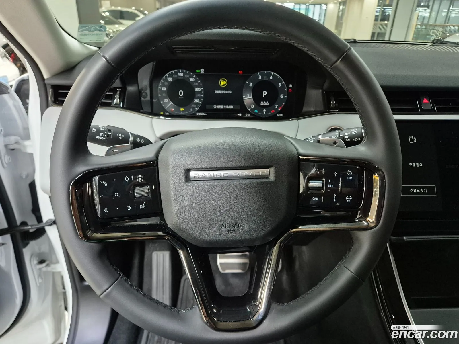 Land Rover Range Rover Evoque 2025 — 7
