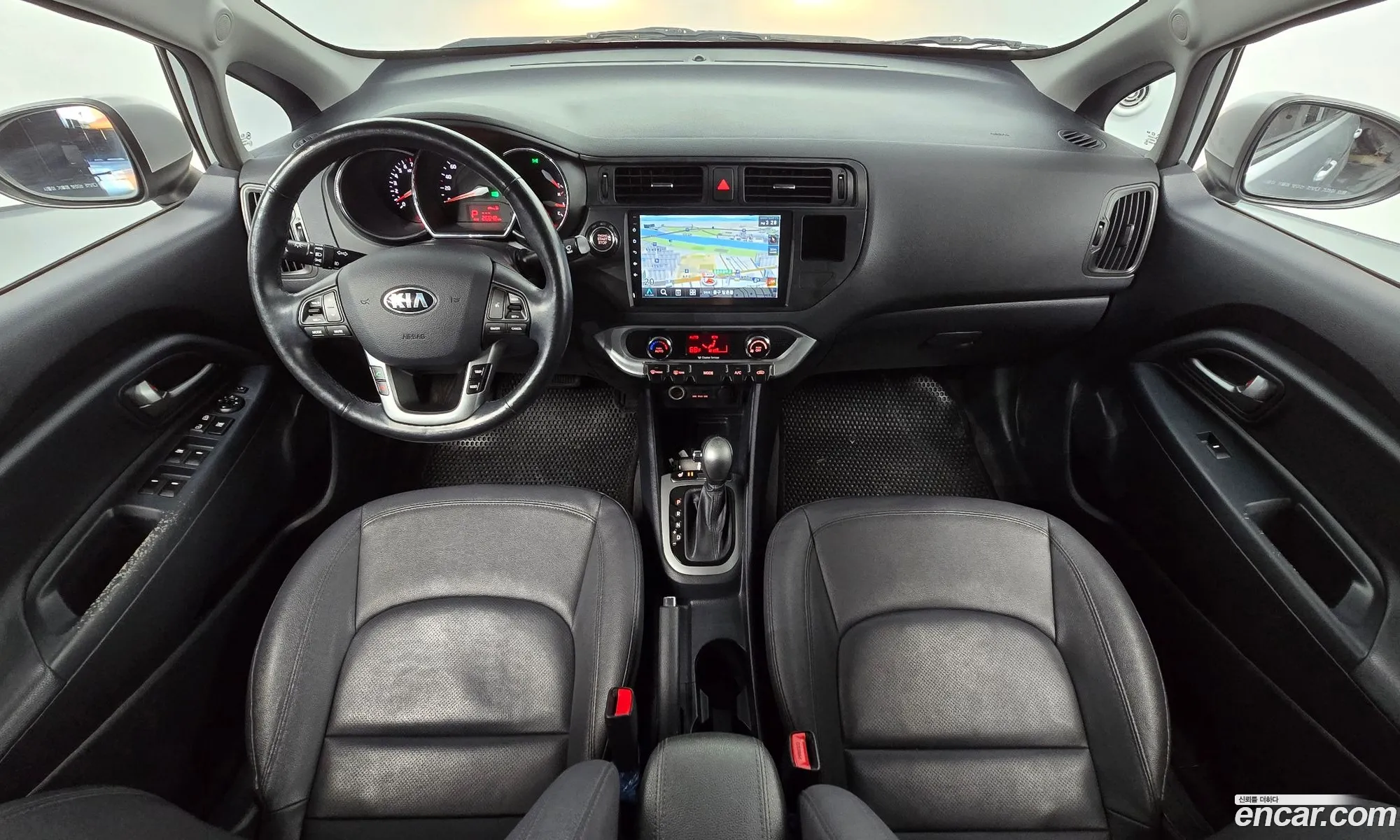 Kia Pride 2013 — 17