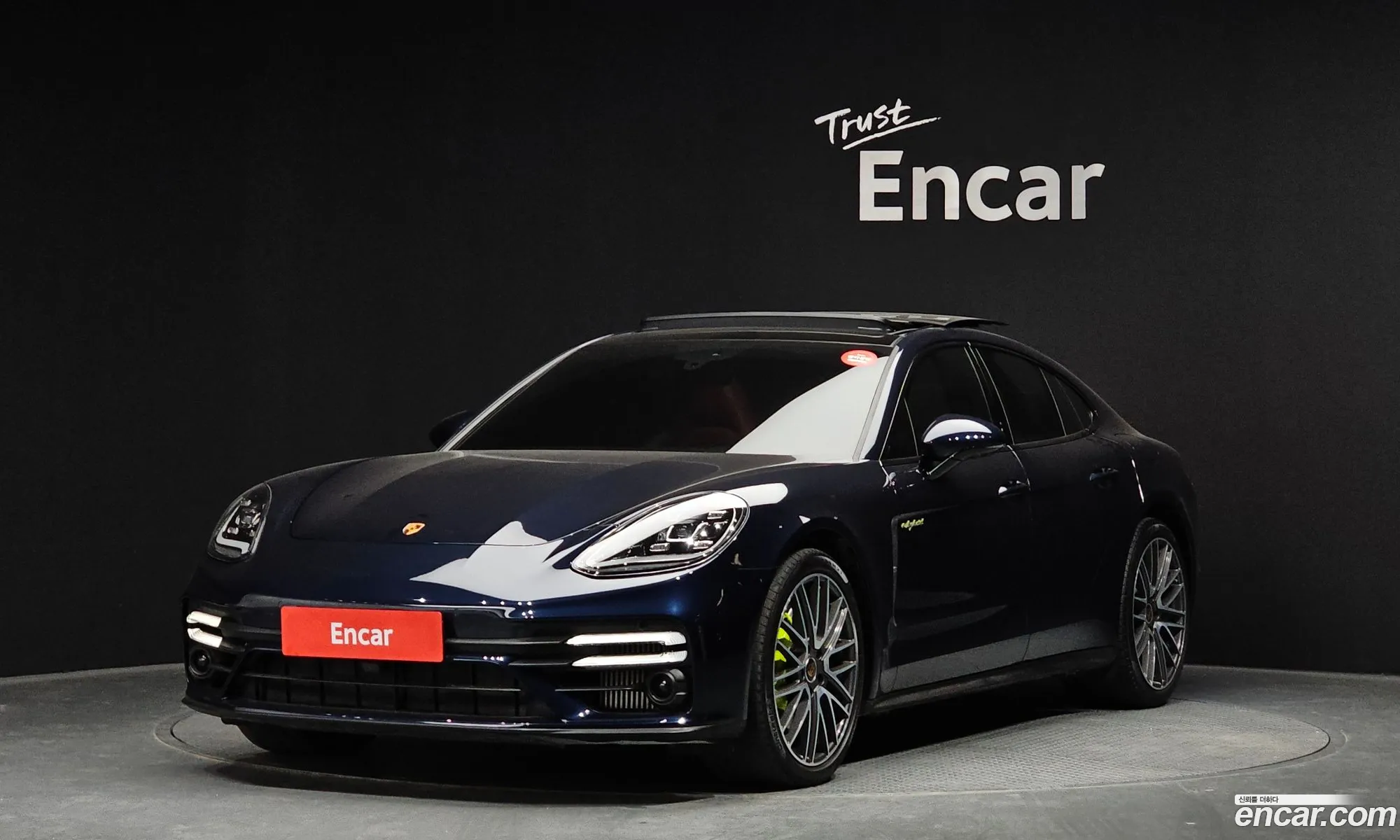 Porsche Panamera 2023 — 19