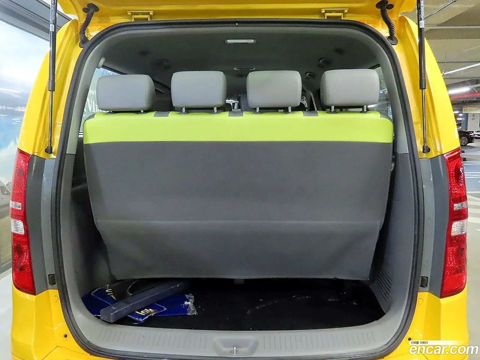 Hyundai Grand Starex 2017 — 18
