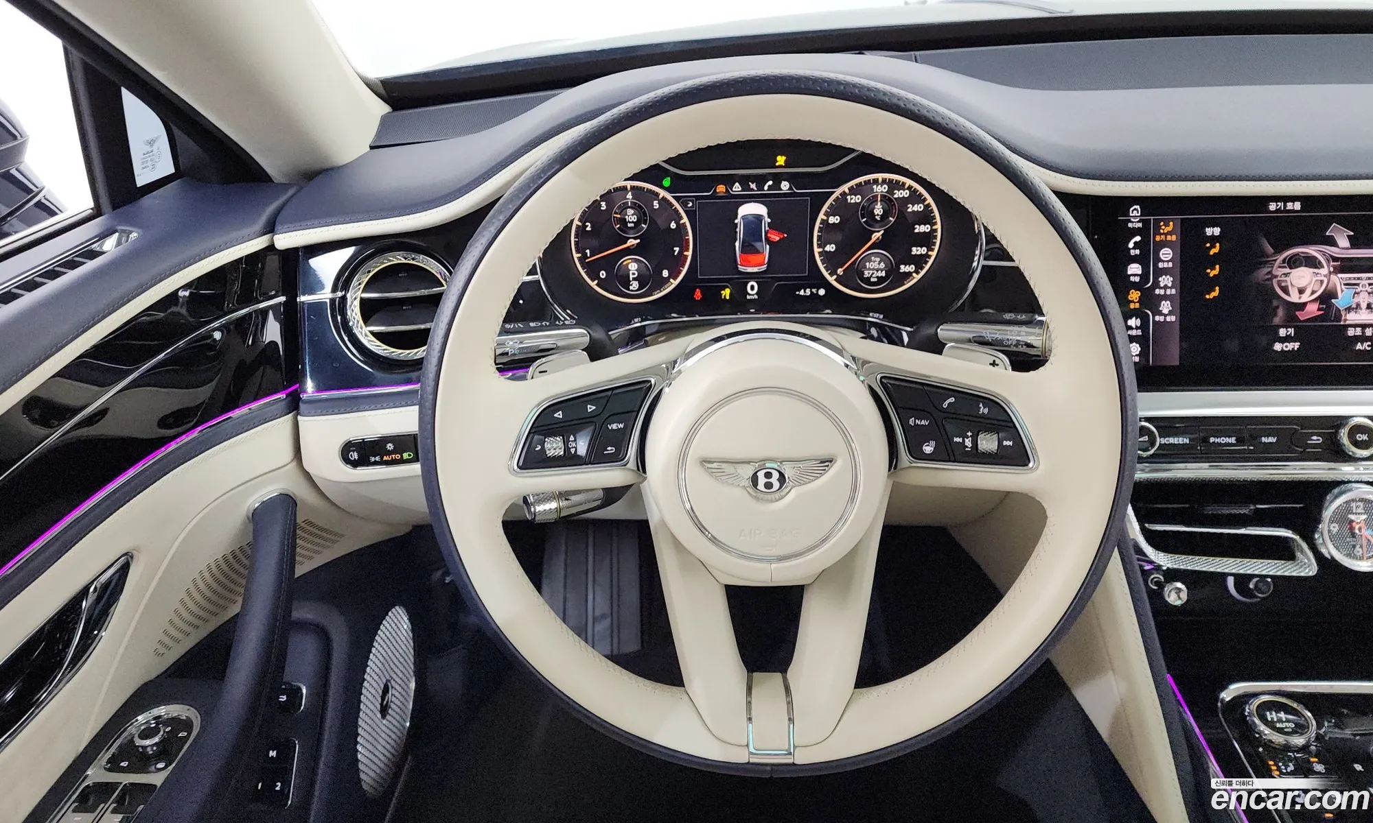 Bentley Flying Spur 2022 SCBBG53S4NC091300 — 17