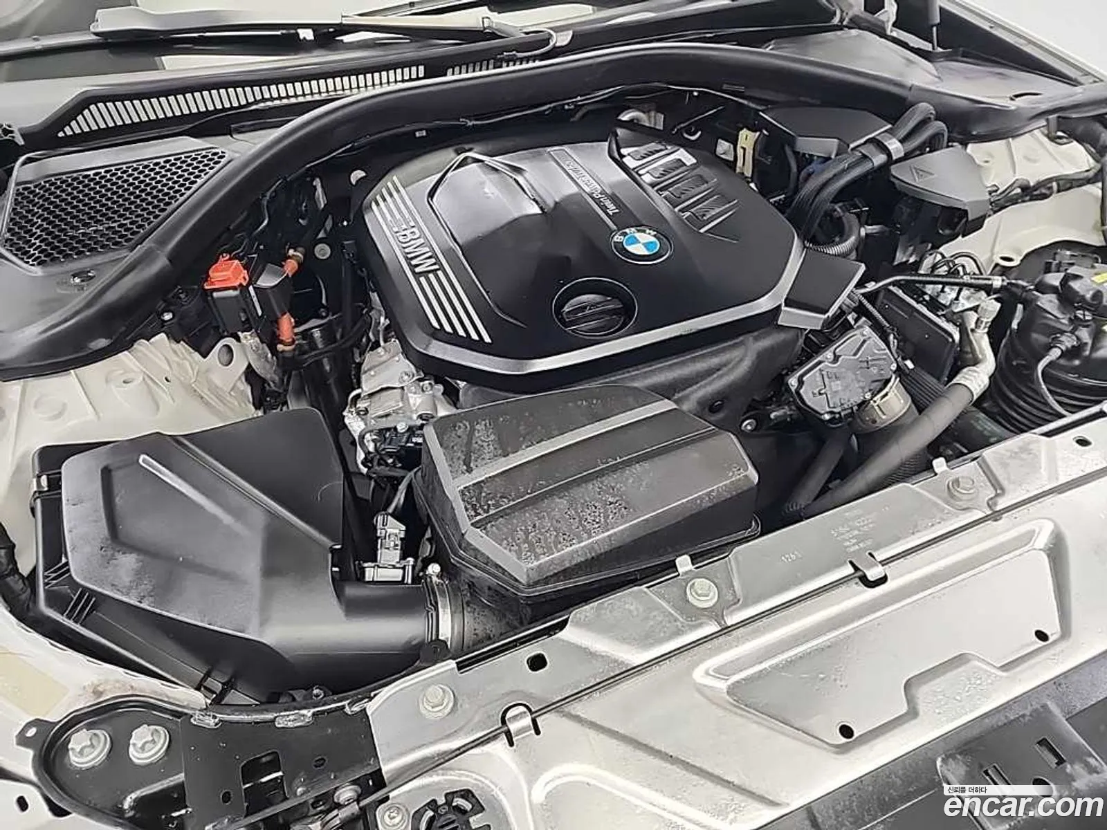 BMW 3 Series 2021 — 3