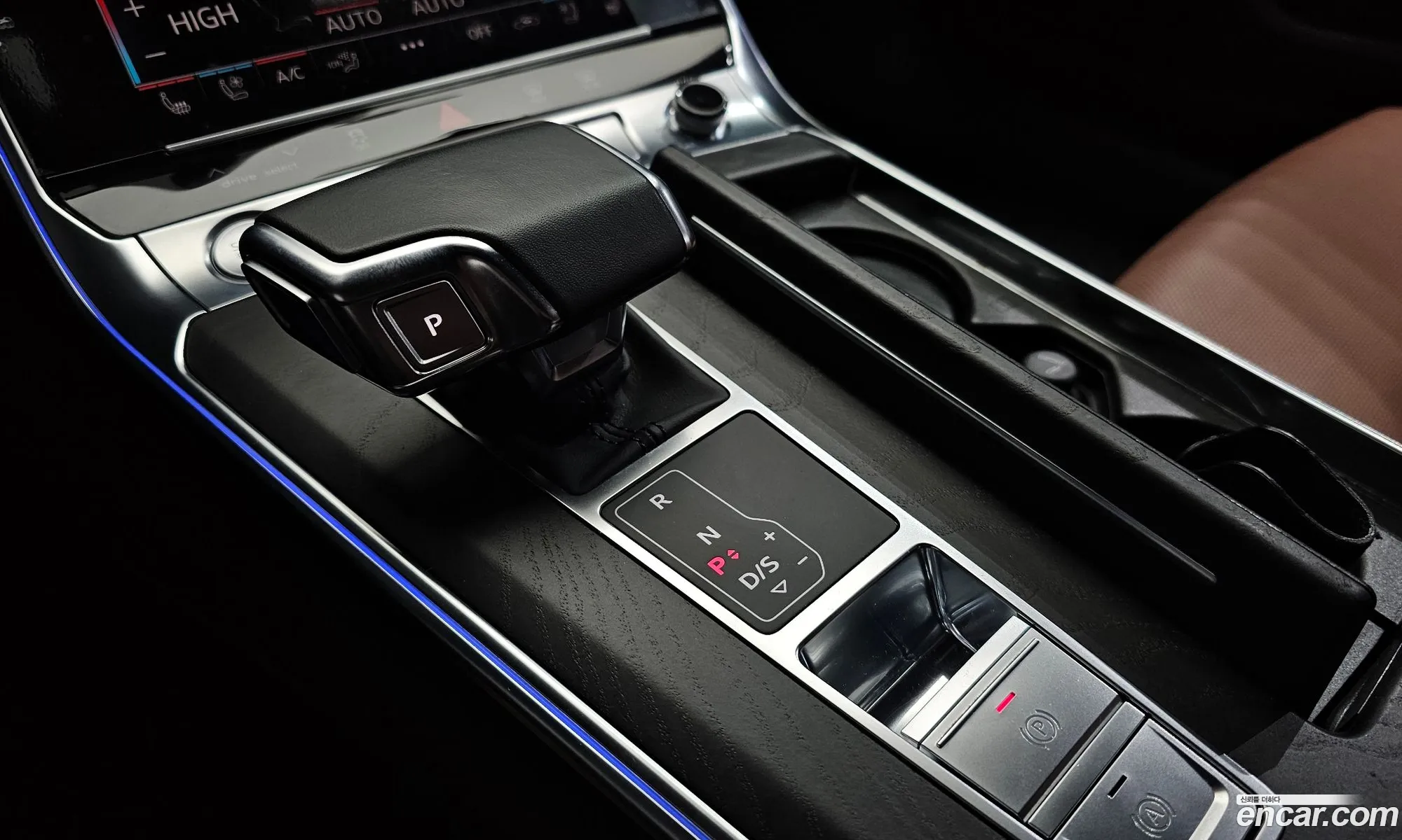 Audi A6 2019 WAUZZZF22LN007708 — 11