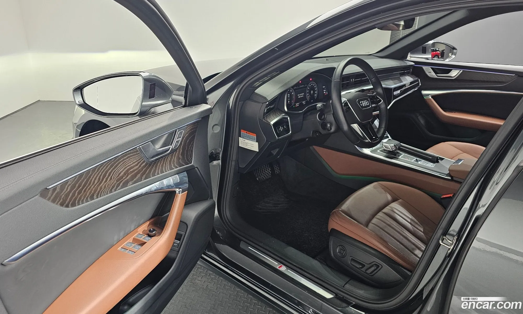 Audi A6 2019 WAUZZZF22LN007708 — 16