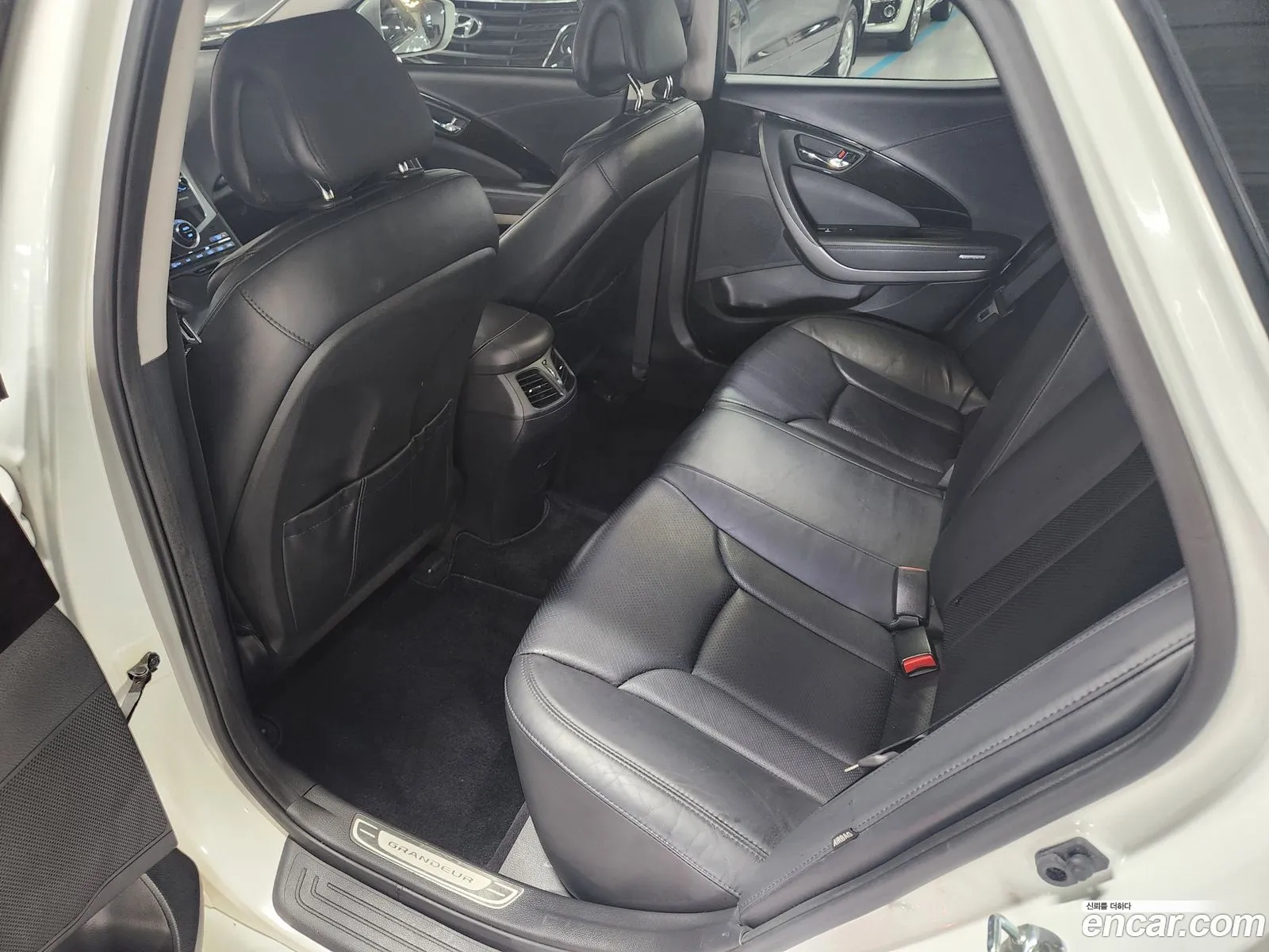 Hyundai Grandeur HG 2015 — 5