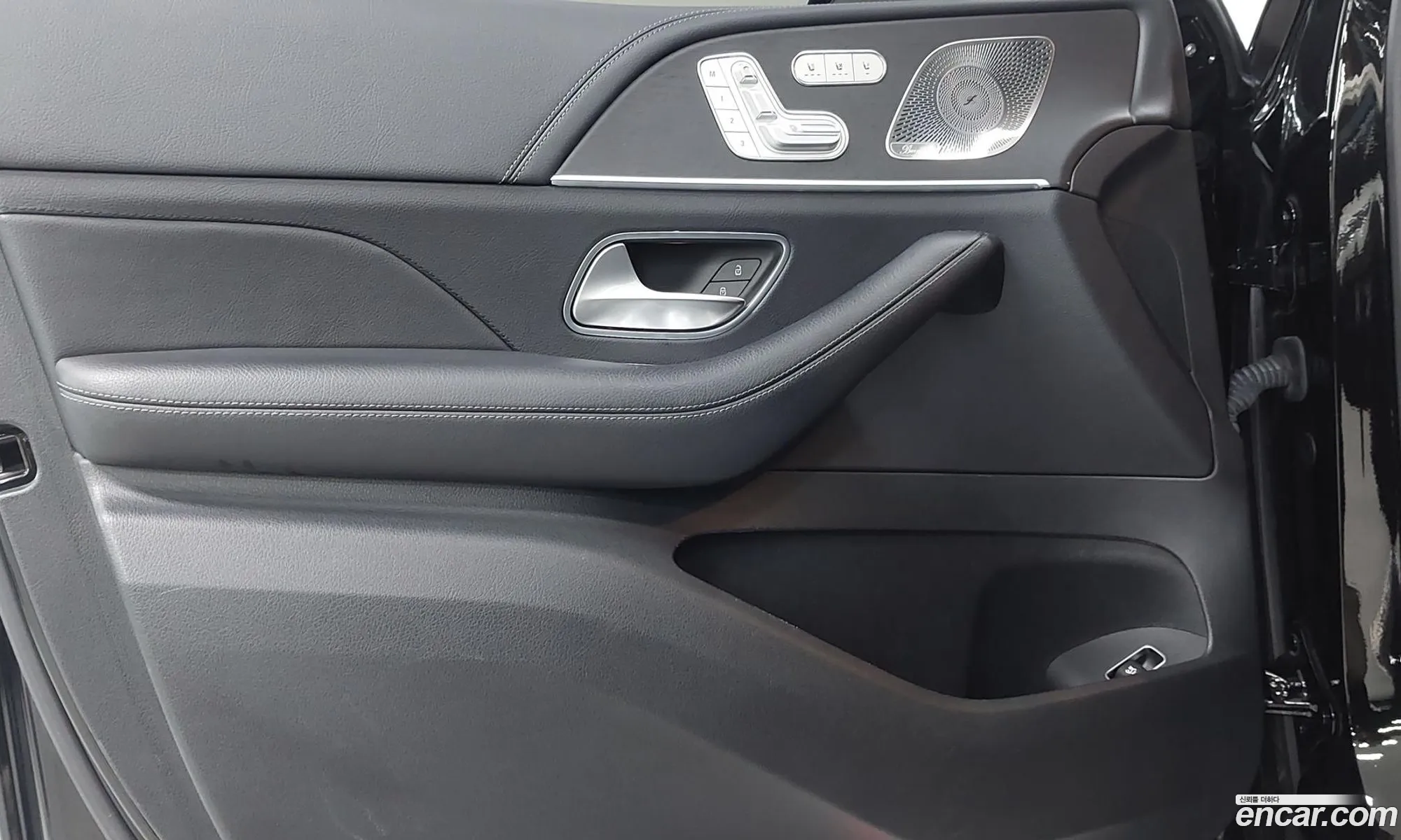 Mercedes-Benz GLS-Class X167 2022 — 15
