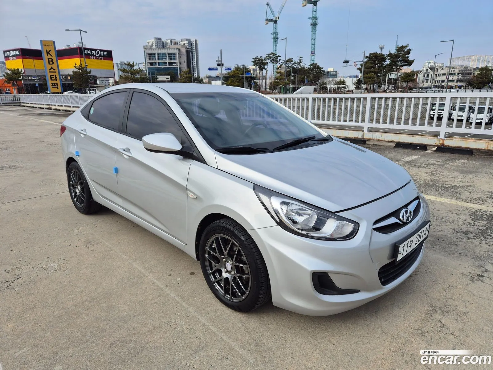 Hyundai Accent 2012 — 10