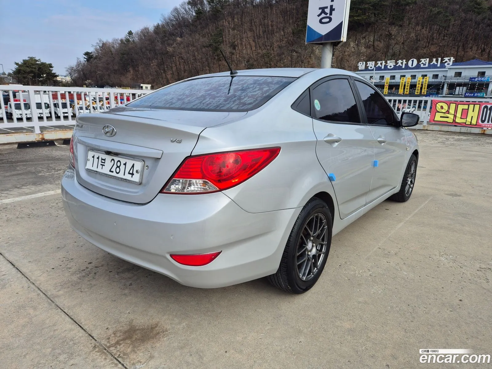 Hyundai Accent 2012 — 6