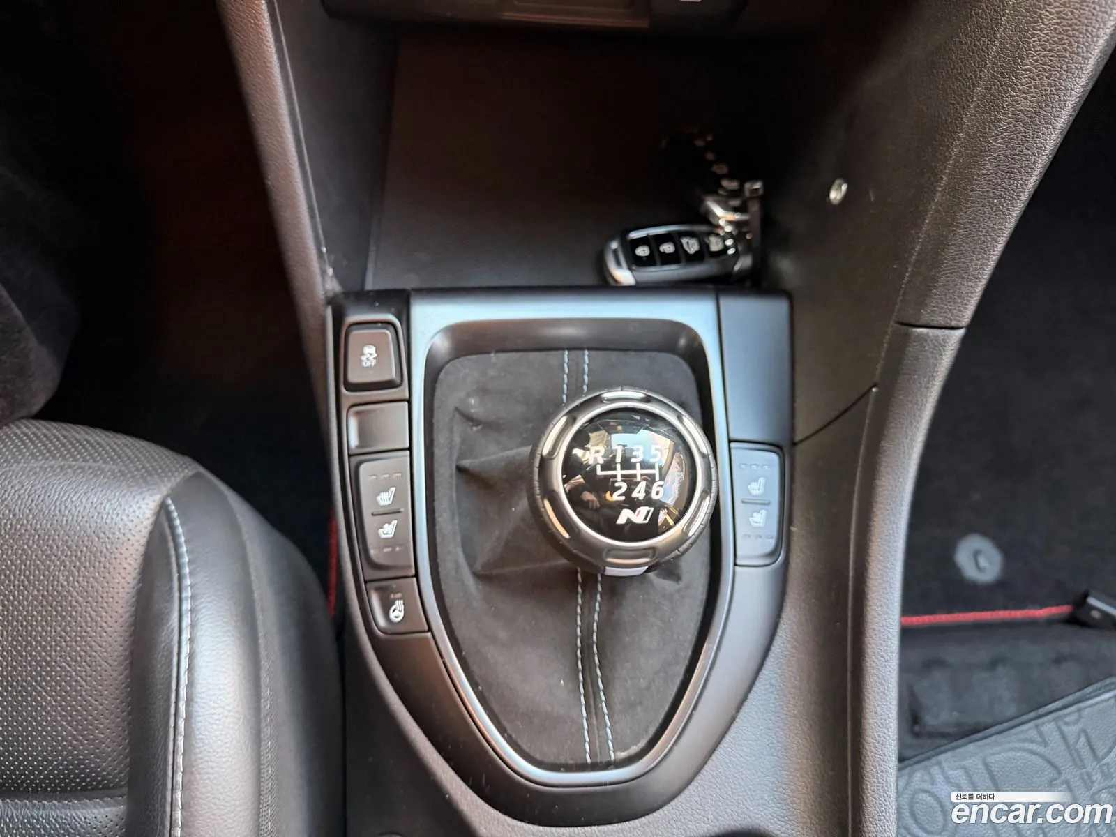 Hyundai Veloster 2019 — 13