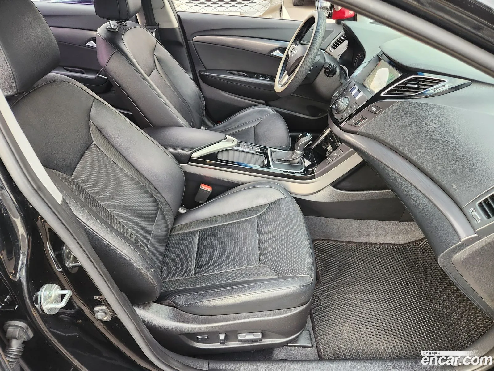 Hyundai i40 2013 — 16