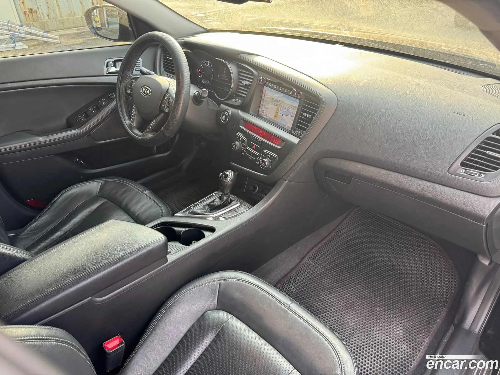 Kia K5 2010 — 10