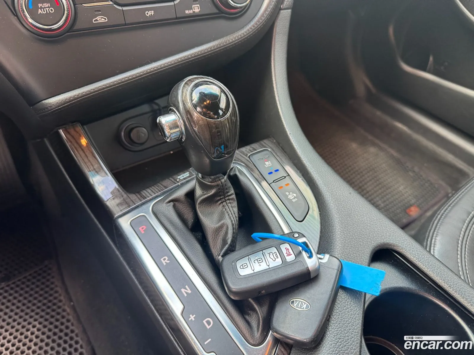 Kia K5 2010 — 6