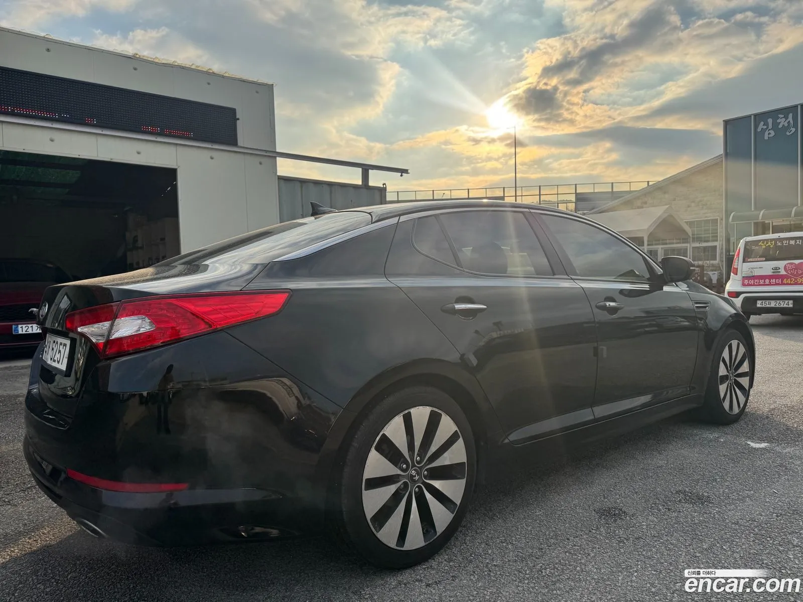 Kia K5 2010 — 12