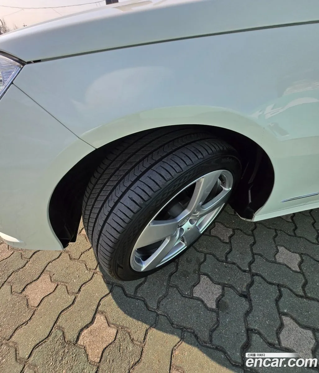 Mercedes-Benz E-Class W212 2012 — 5