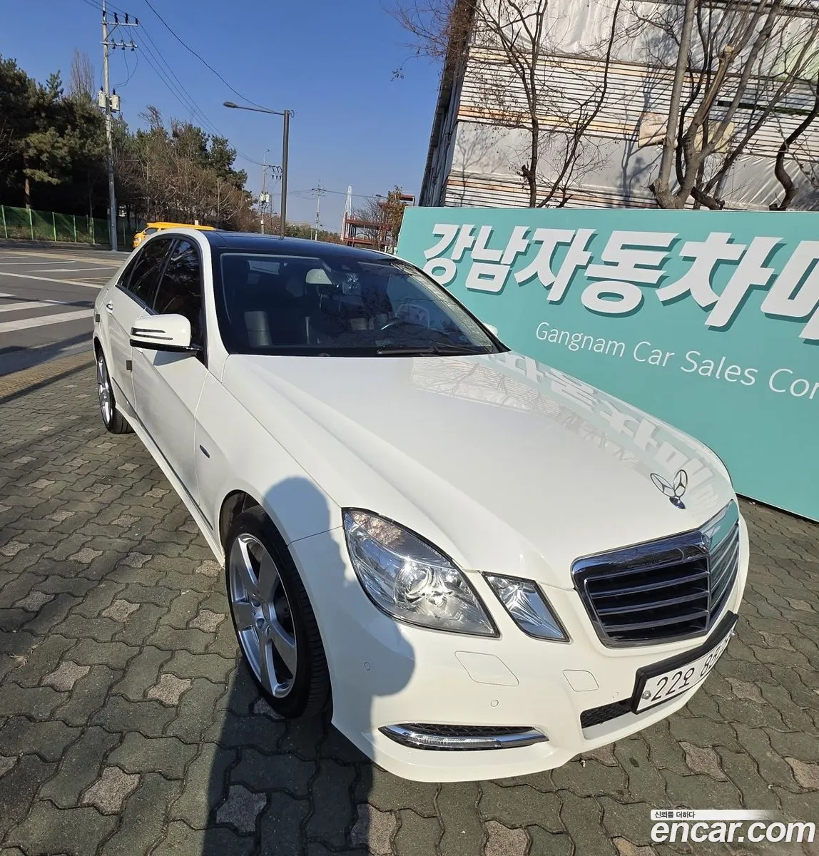 Mercedes-Benz E-Class W212 2012 — 13