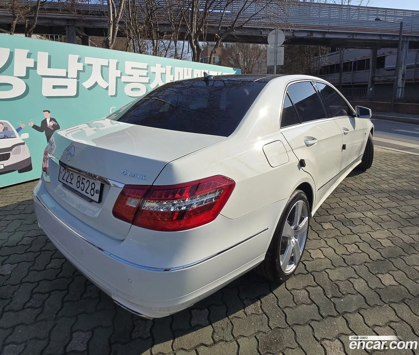 Mercedes-Benz E-Class W212 2012 — 2