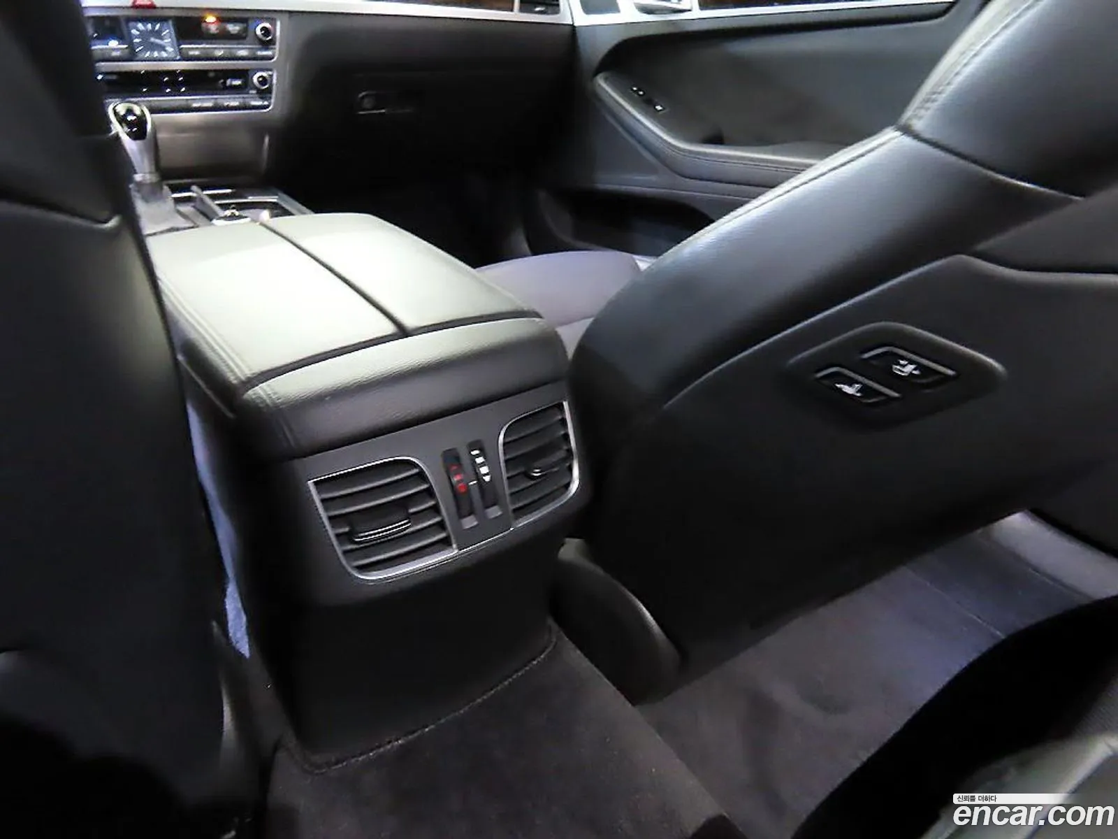 Hyundai Genesis DH 2014 — 14