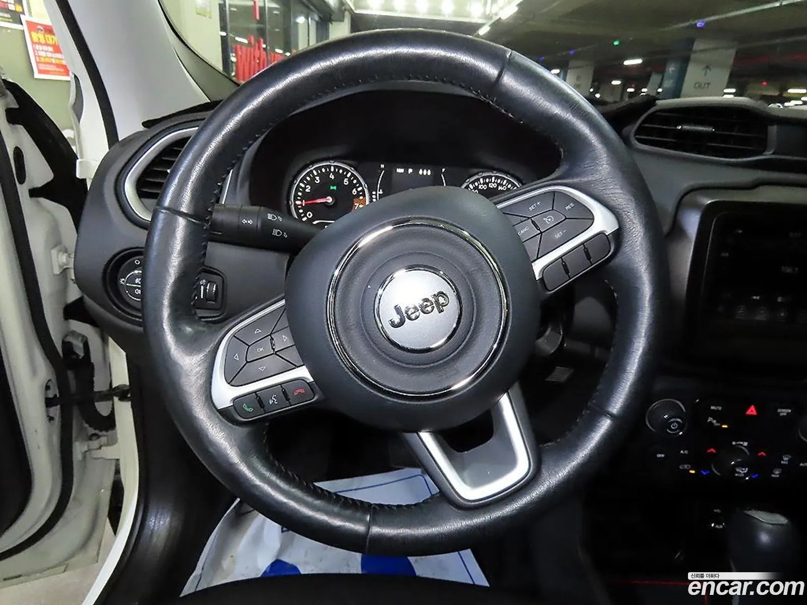 Jeep Renegade 2021 — 10