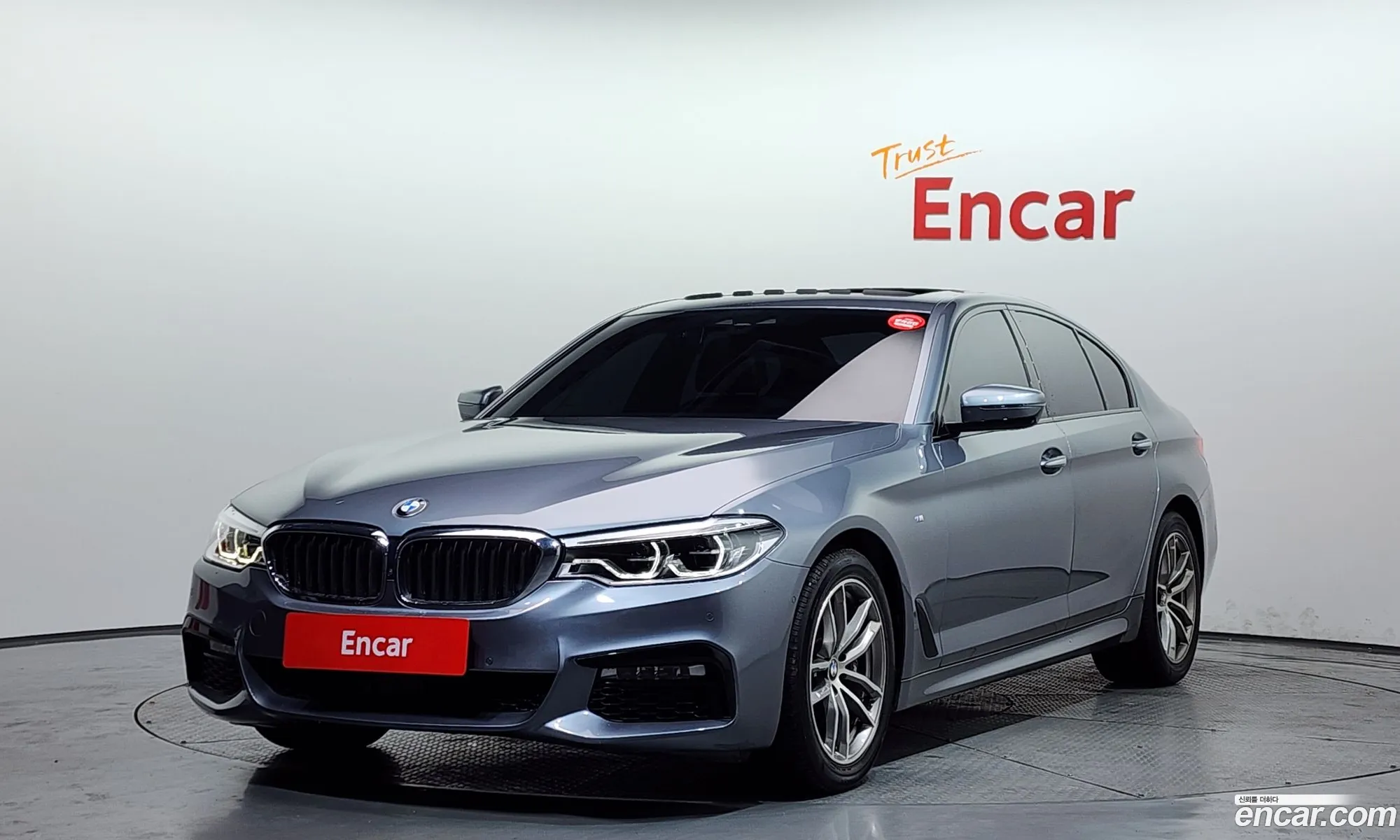 BMW 5 Series 2017 — 10