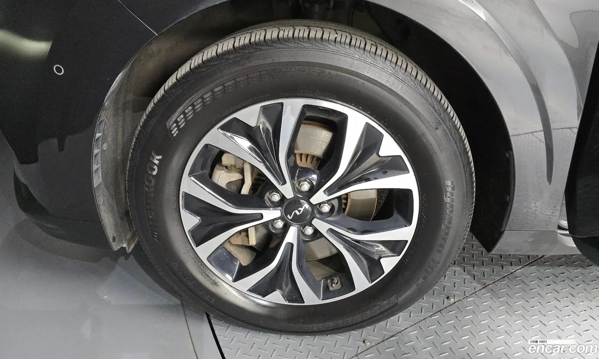 Kia Carnival 2022 — 11