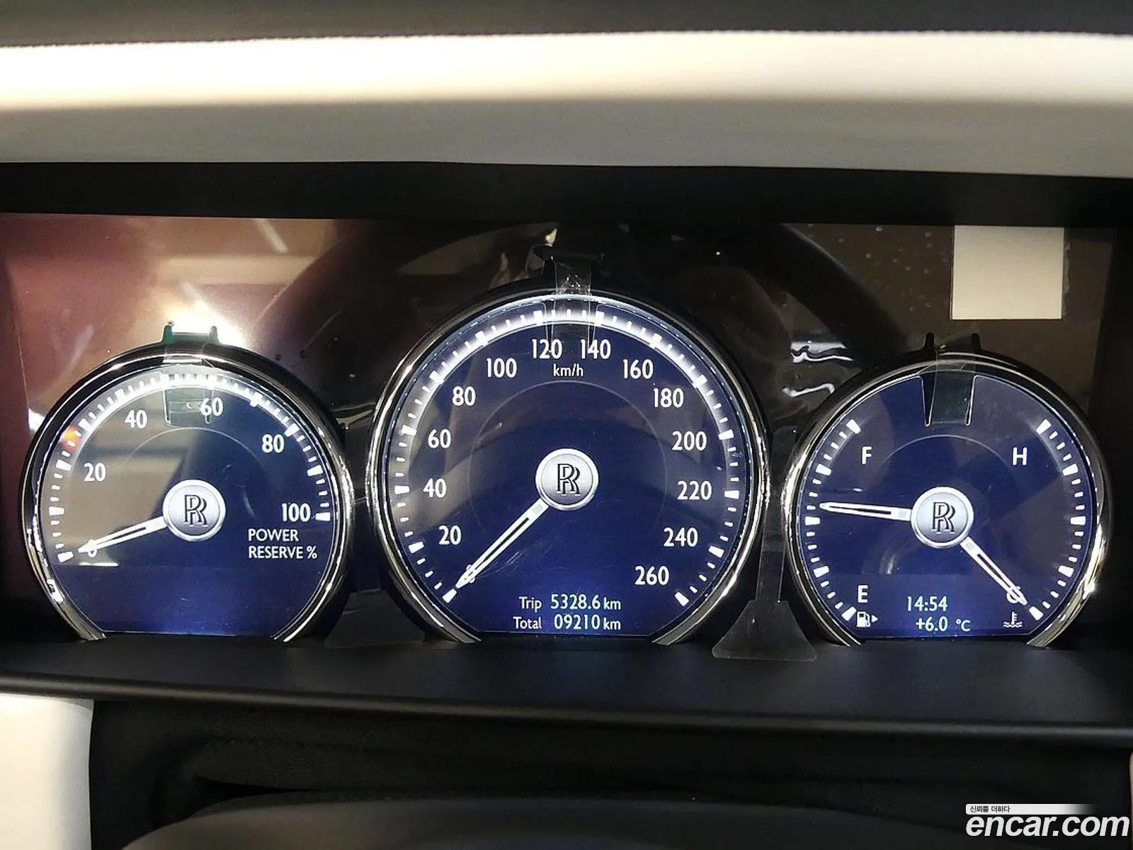 Rolls-Royce Cullinan 2023 — 19