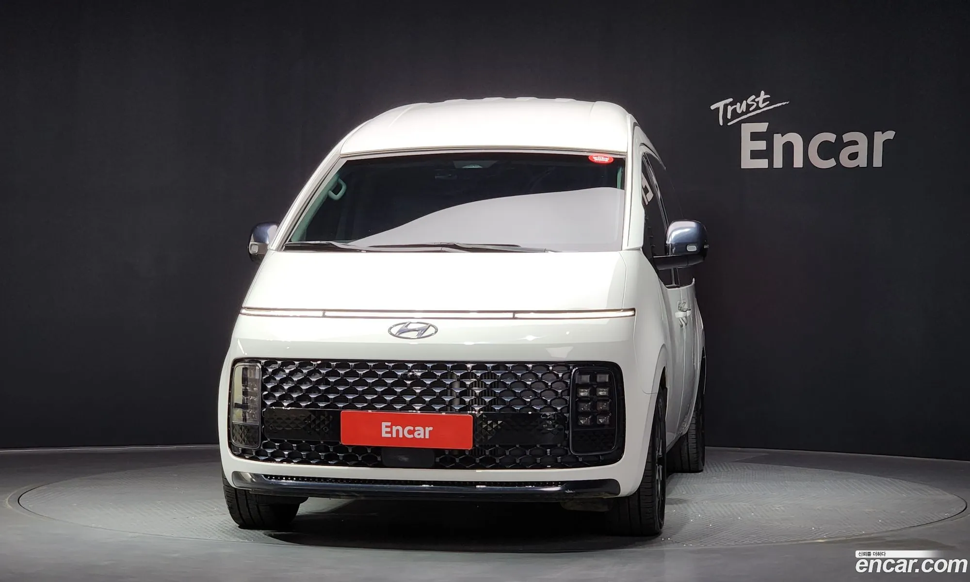 Hyundai Staria 2022 — 10