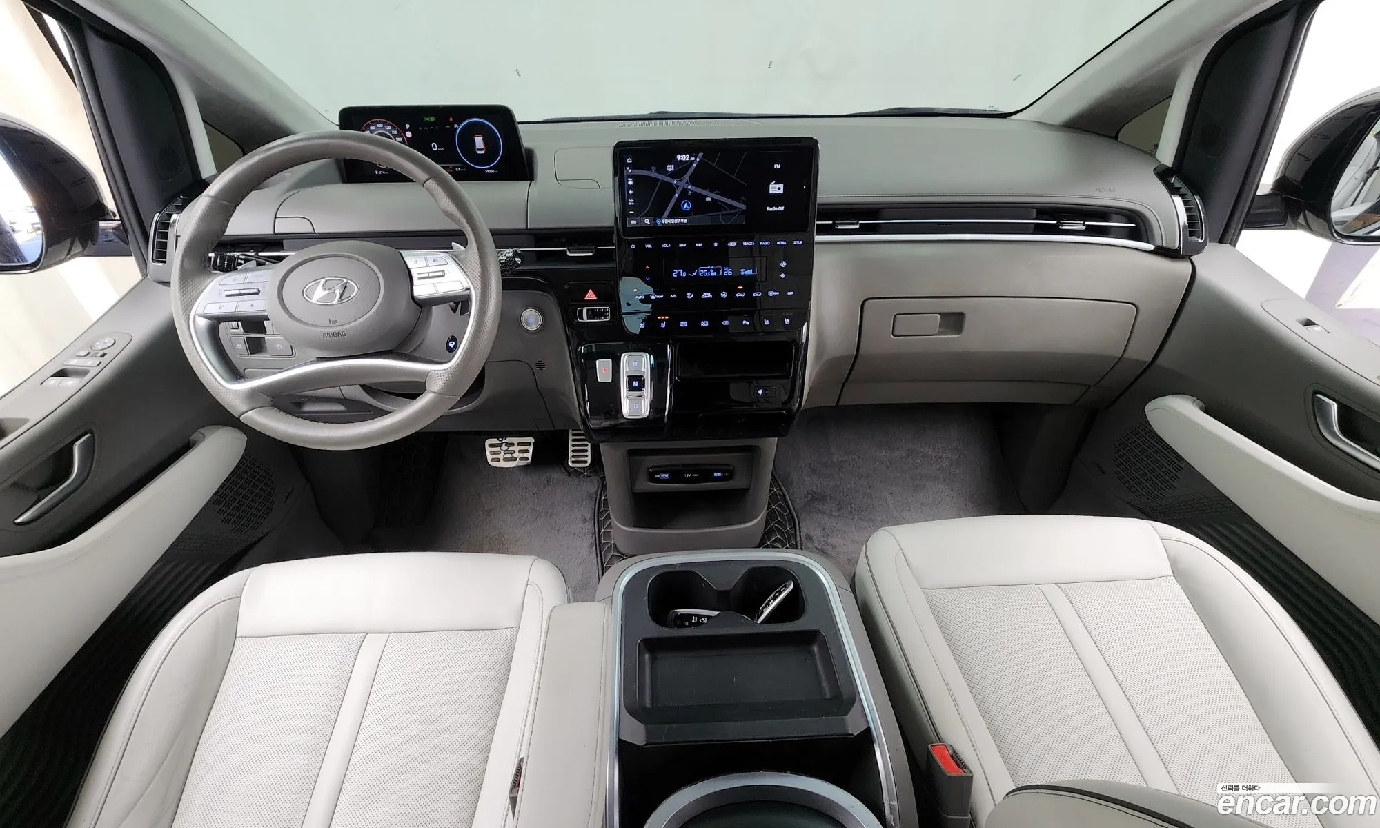 Hyundai Staria 2022 — 19