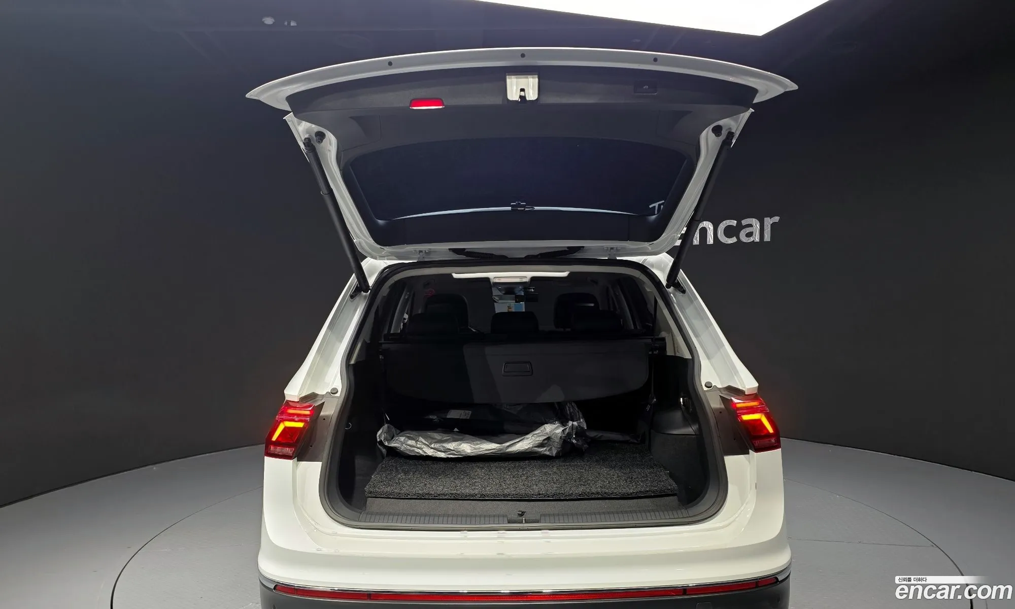 Volkswagen Tiguan Allspace 2023 — 7