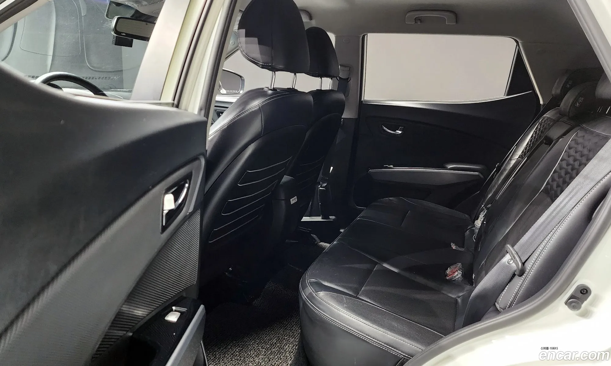 KG Mobility (SsangYong) Tivoli Armour 2018 — 11