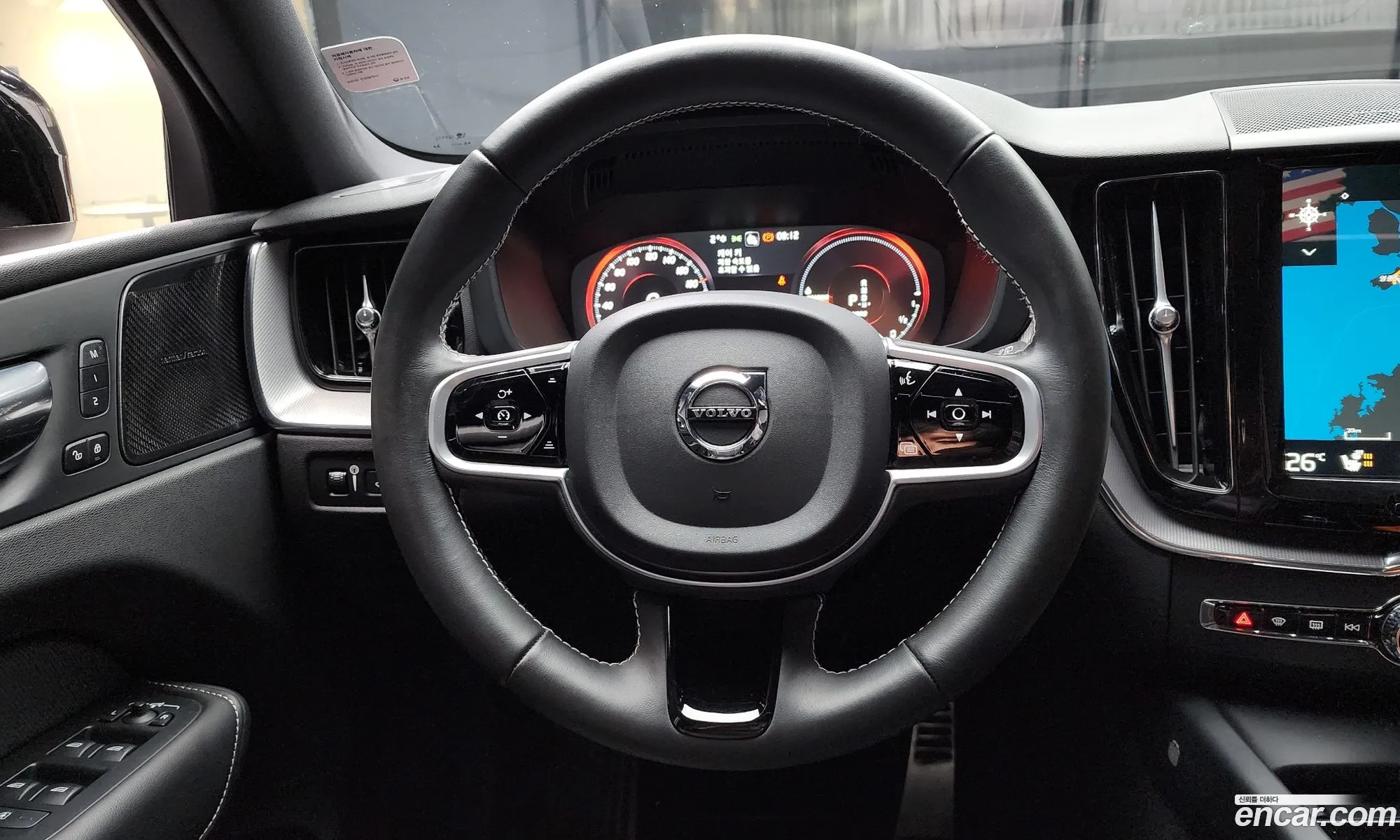 Volvo XC60 2021 — 10