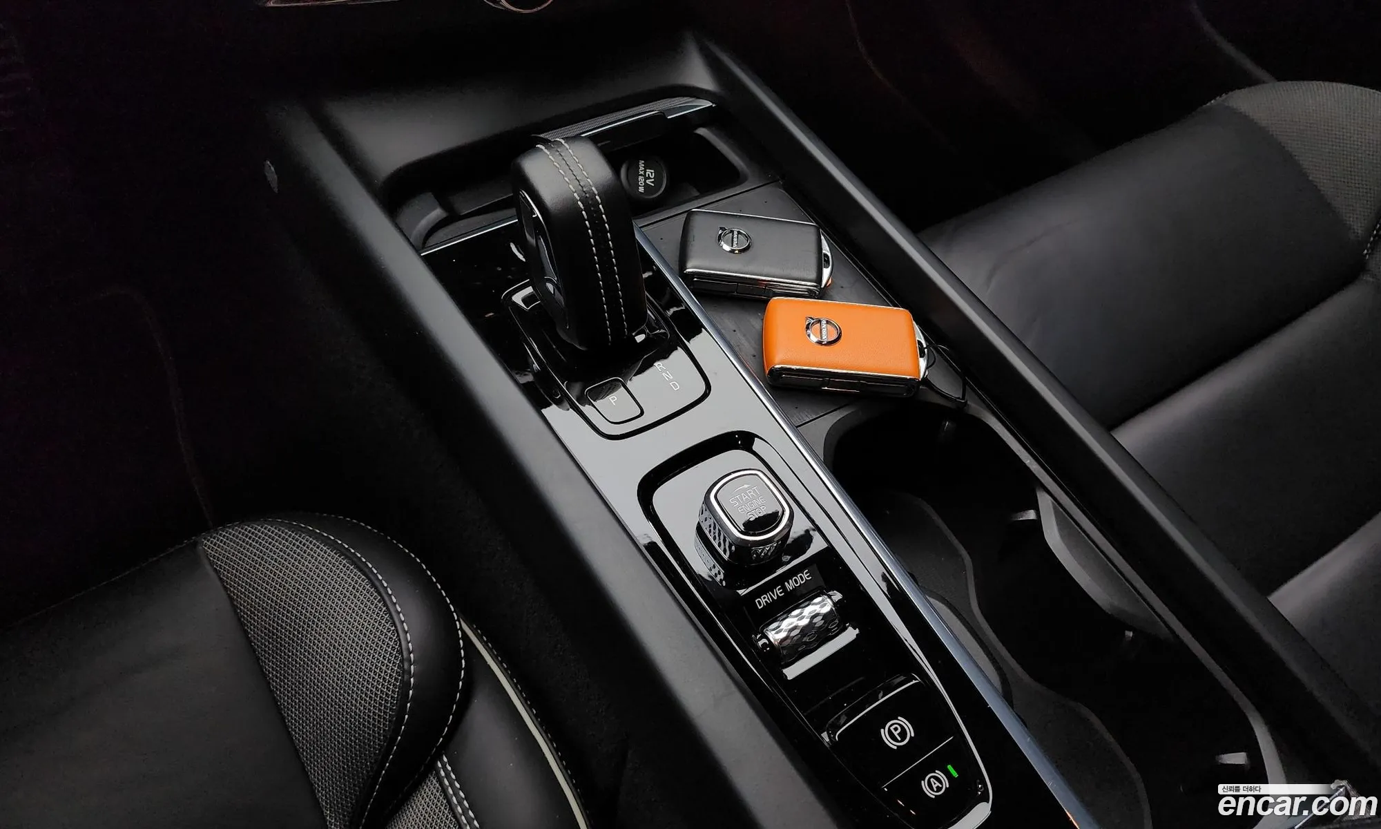 Volvo XC60 2021 — 12