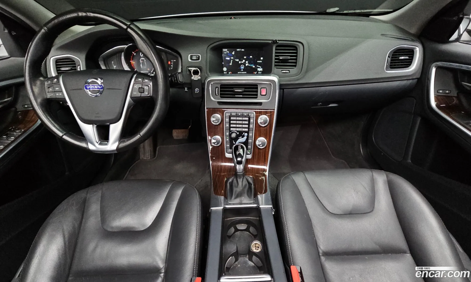 Volvo S60 2017 YV1FSA8BDH2433036 — 12