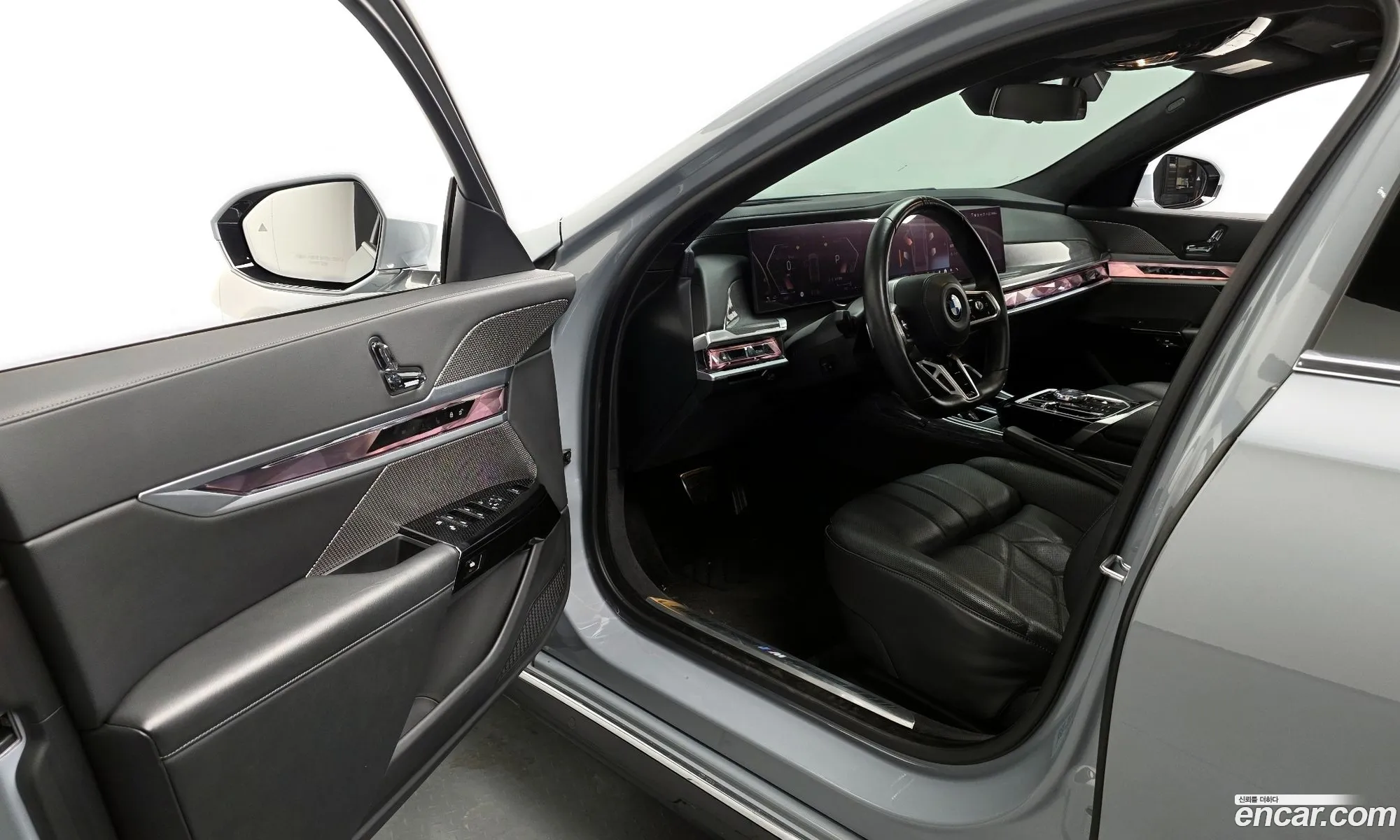BMW 7 Series 2023 — 8