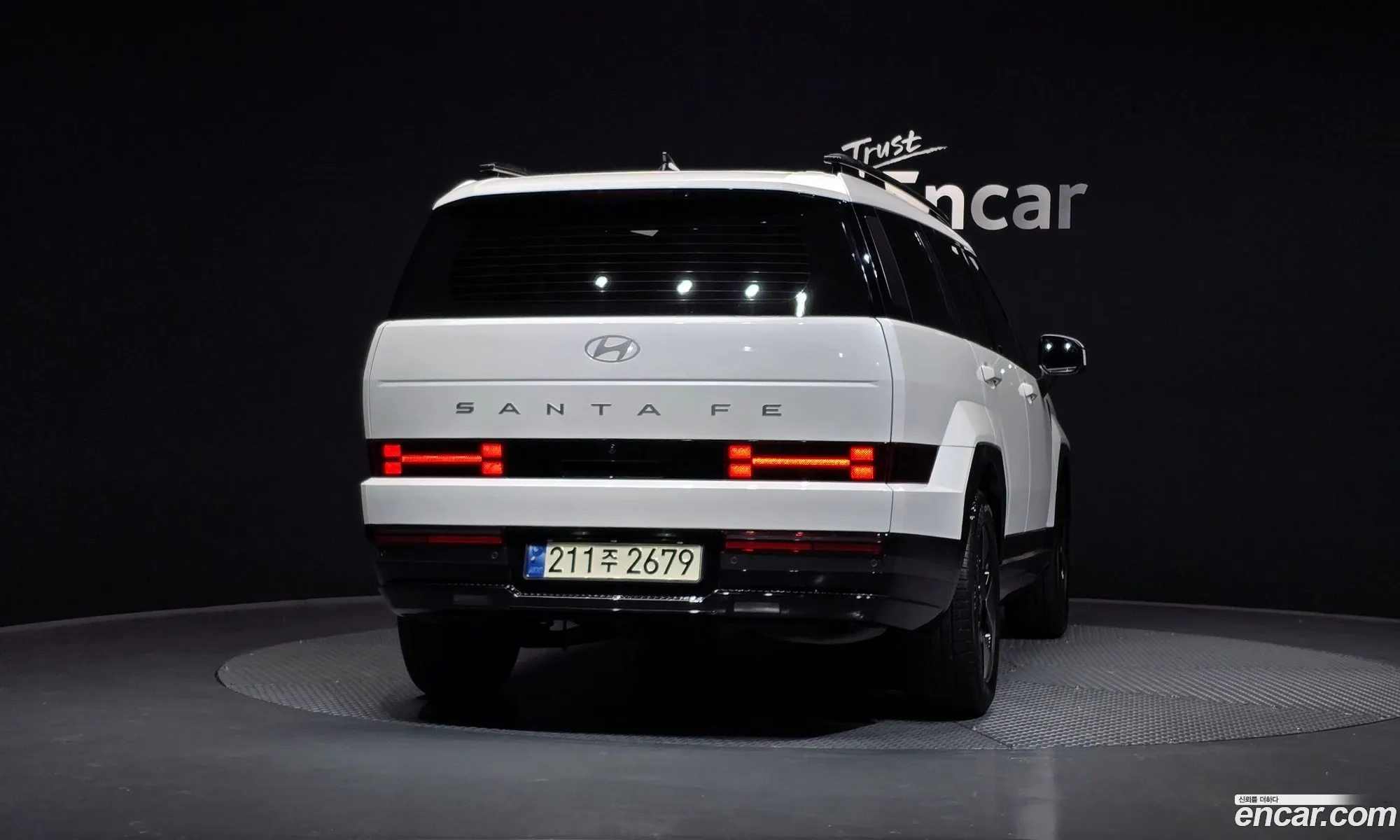 Hyundai Santa Fe 2023 — 16