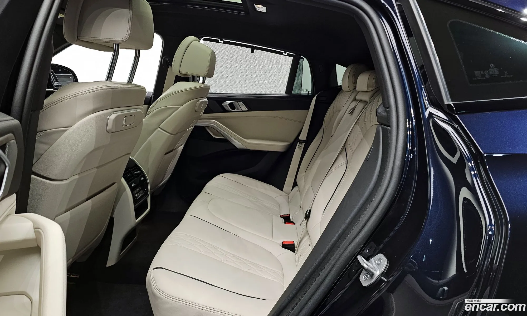BMW X6 2024 WBA31EX03S9X65633 — 7