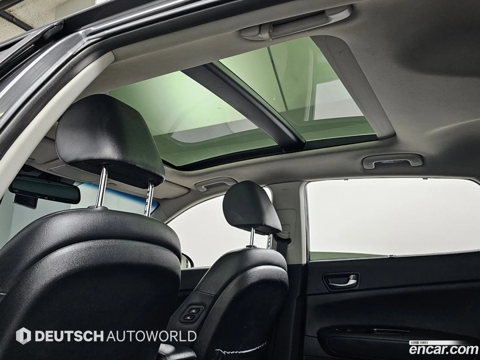 Kia K5 Hybrid 2016 — 16