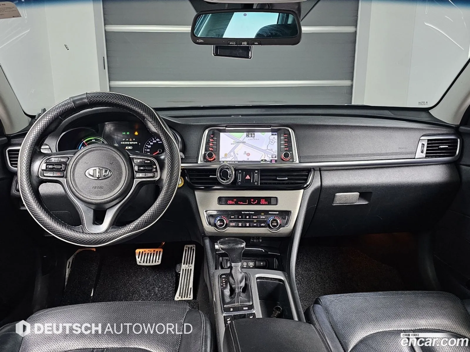 Kia K5 Hybrid 2016 — 17