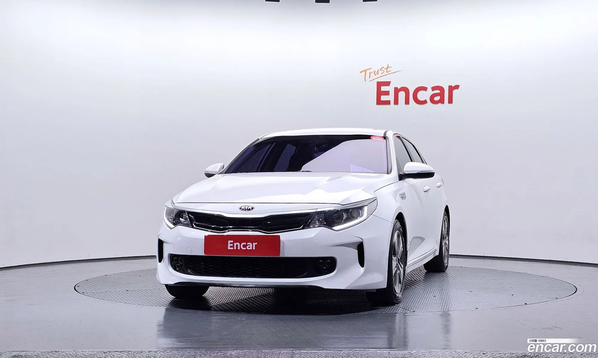 Kia K5 Hybrid 2016 — 7