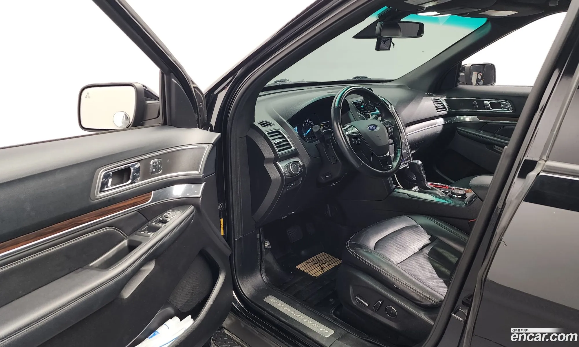 Ford Explorer 2015 1FM5K8FH2GGA67756 — 16