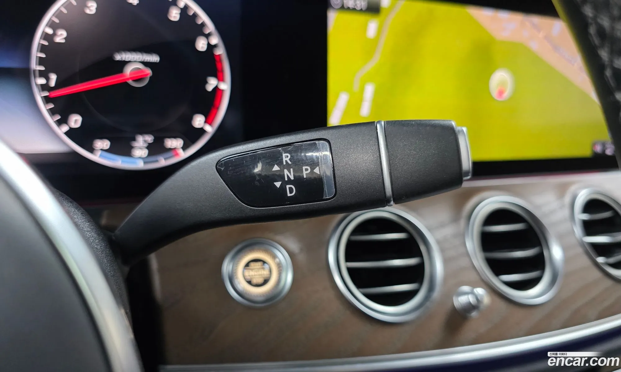 Mercedes-Benz E-Class W213 2018 WDDZF4KB0KA512503 — 4