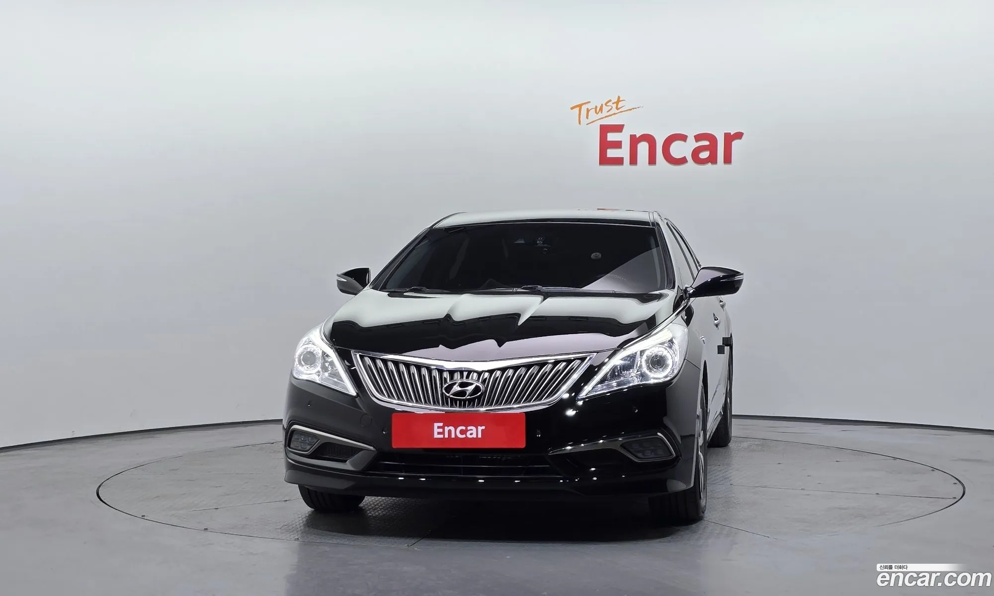 Hyundai Grandeur HG Hybrid 2015 — 19